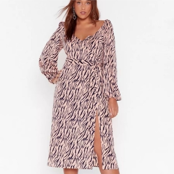 Nasty Gal Dresses & Skirts - Nasty Gal Zebra Print Plus Midi Dress with V-Neckline sz 20 NWT